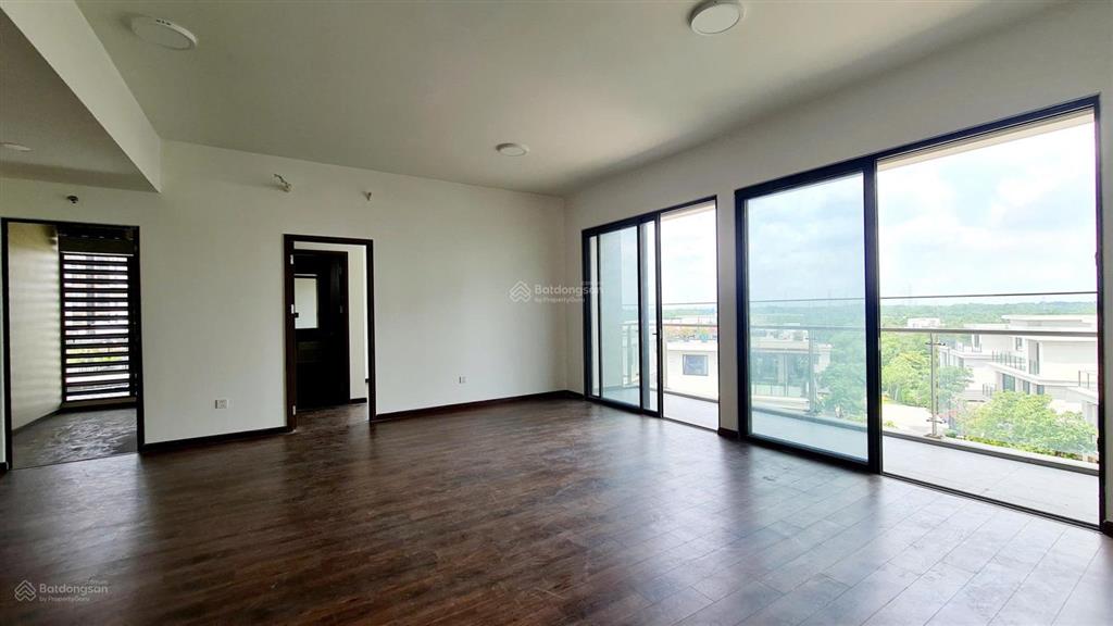 Cho thuê panorama  mizuki park, 3pn 126m2, nhà trống. giá 15 triệu. ở ngay