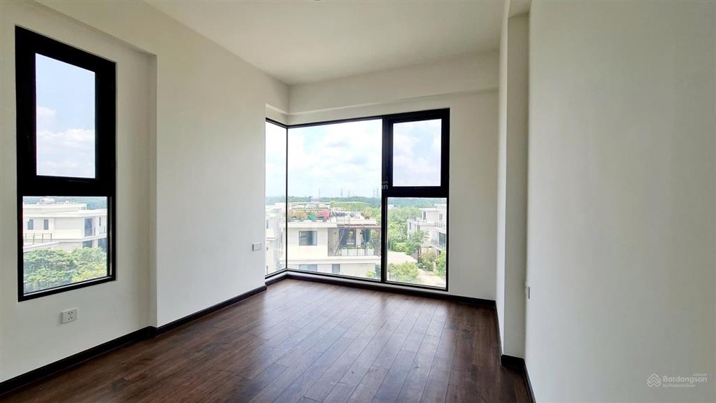 Cho thuê panorama  mizuki park, 3pn 126m2, nhà trống. giá 15 triệu. ở ngay