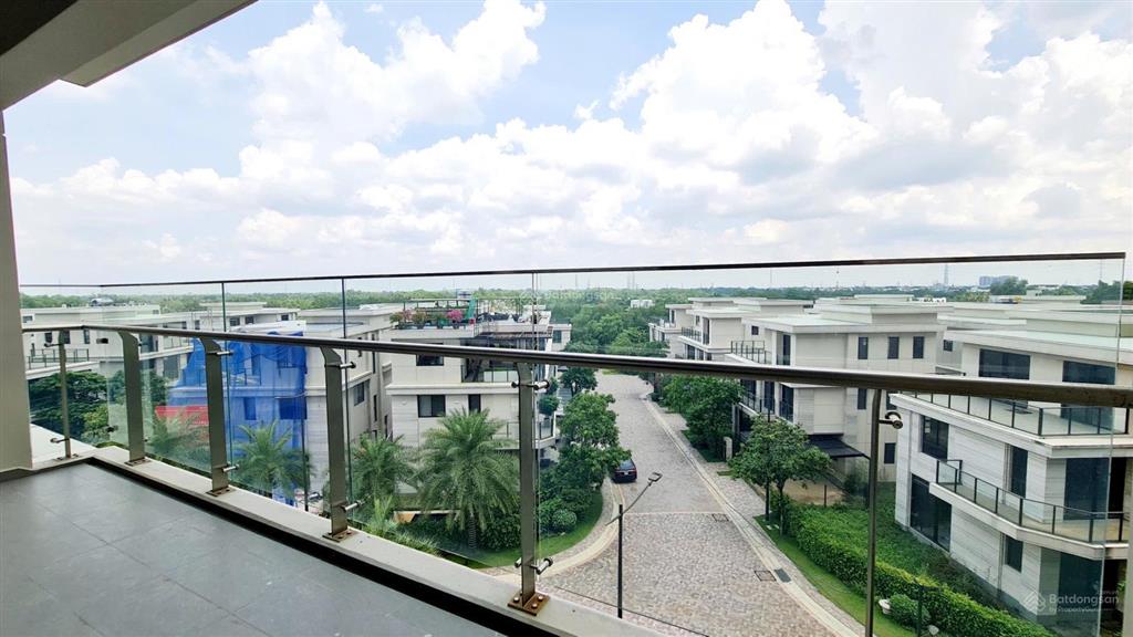 Cho thuê panorama  mizuki park, 3pn 126m2, nhà trống. giá 15 triệu. ở ngay