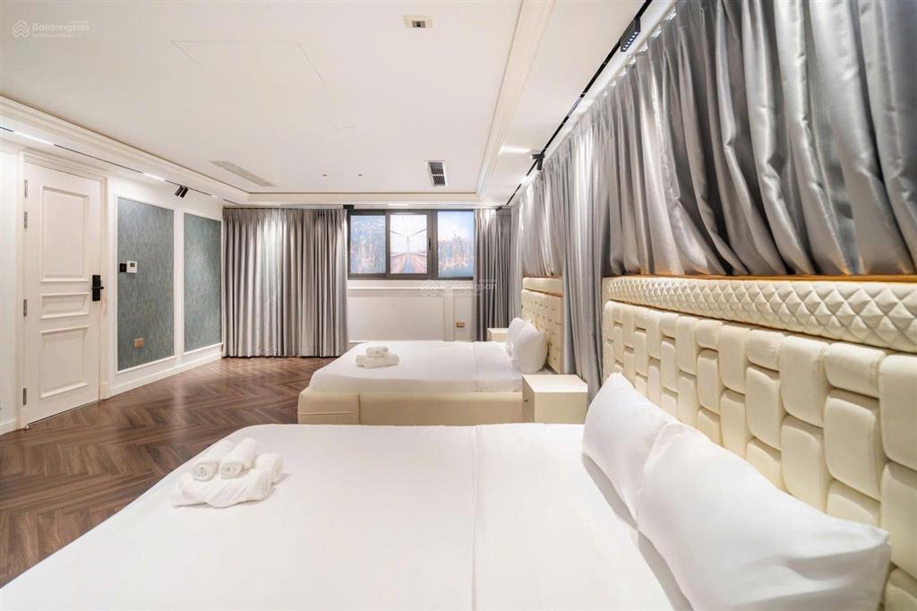 Cho thuê ch biệt thự luxury him lam, quận 7, nội thất nhà gần 20 tỷ