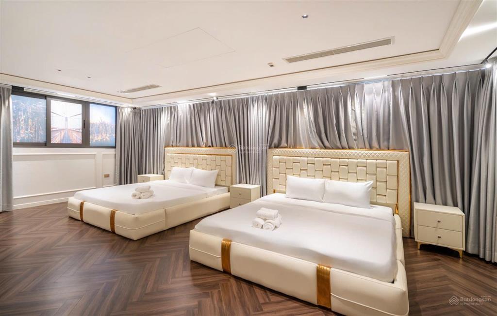 Cho thuê ch biệt thự luxury him lam, quận 7, nội thất nhà gần 20 tỷ