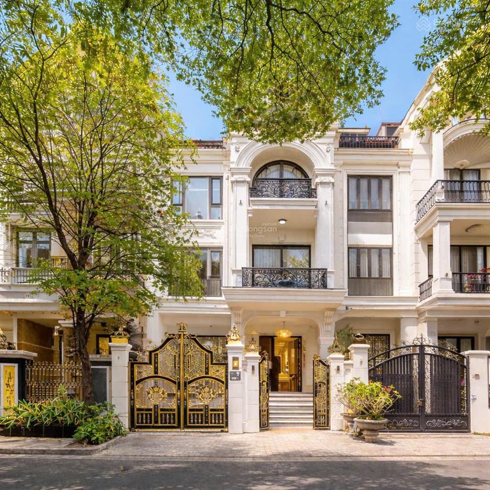 Cho thuê ch biệt thự luxury him lam, quận 7, nội thất nhà gần 20 tỷ