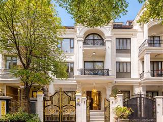 Cho thuê ch biệt thự luxury him lam, quận 7, nội thất nhà gần 20 tỷ