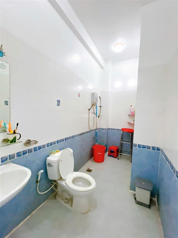 Siêu phẩm tân sơn nhì  5x15.4m  lửng 2 lầu  chỉ 8.2 tỷ | gần mặt tiền, nhà đẹp ở ngay