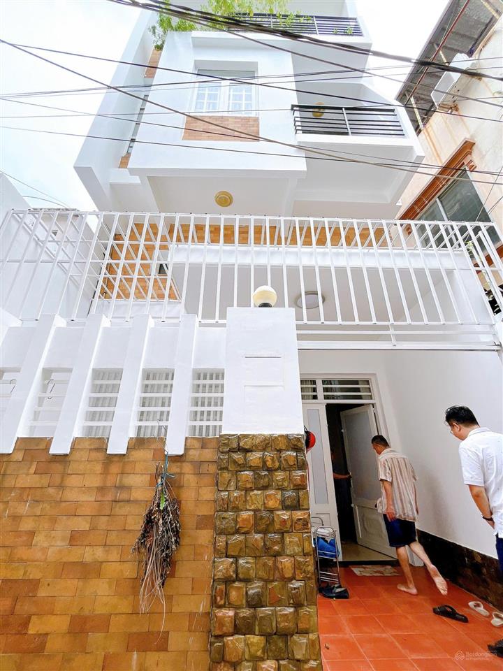 Siêu phẩm tân sơn nhì  5x15.4m  lửng 2 lầu  chỉ 8.2 tỷ | gần mặt tiền, nhà đẹp ở ngay
