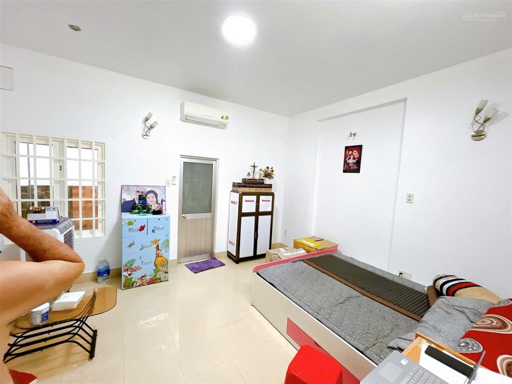 Siêu phẩm tân sơn nhì  5x15.4m  lửng 2 lầu  chỉ 8.2 tỷ | gần mặt tiền, nhà đẹp ở ngay