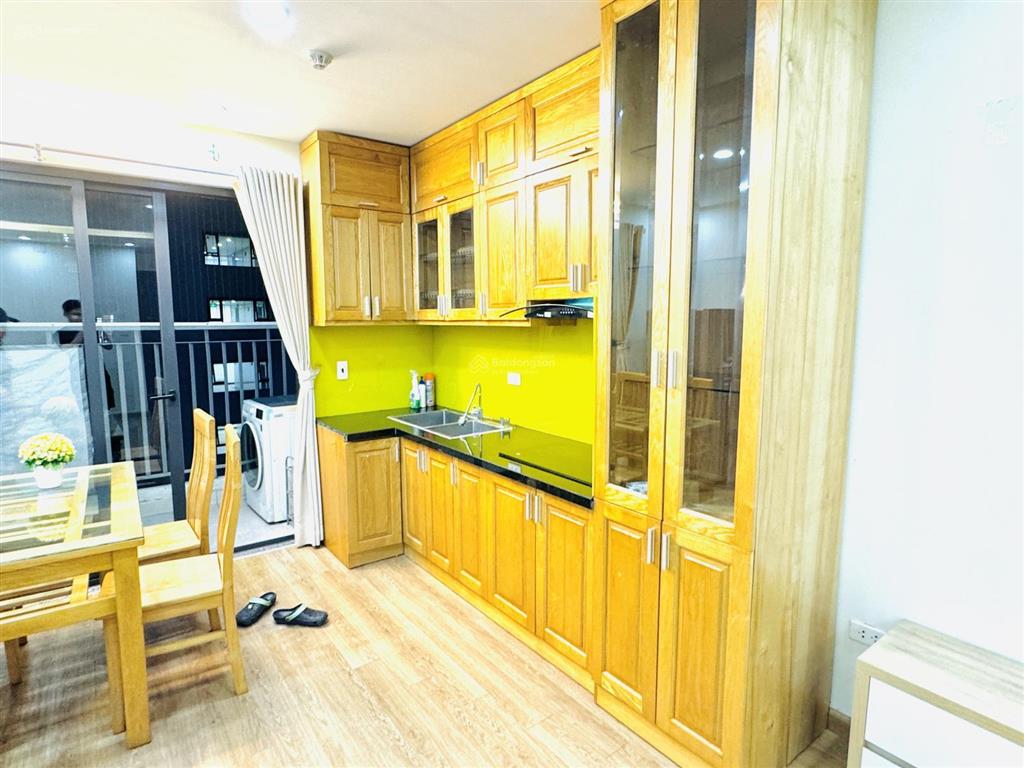 Cho thuê chcc central field trung kính, 2n2vs, 70m2, full nội thất, giá chỉ 14tr.  0982 637 ***