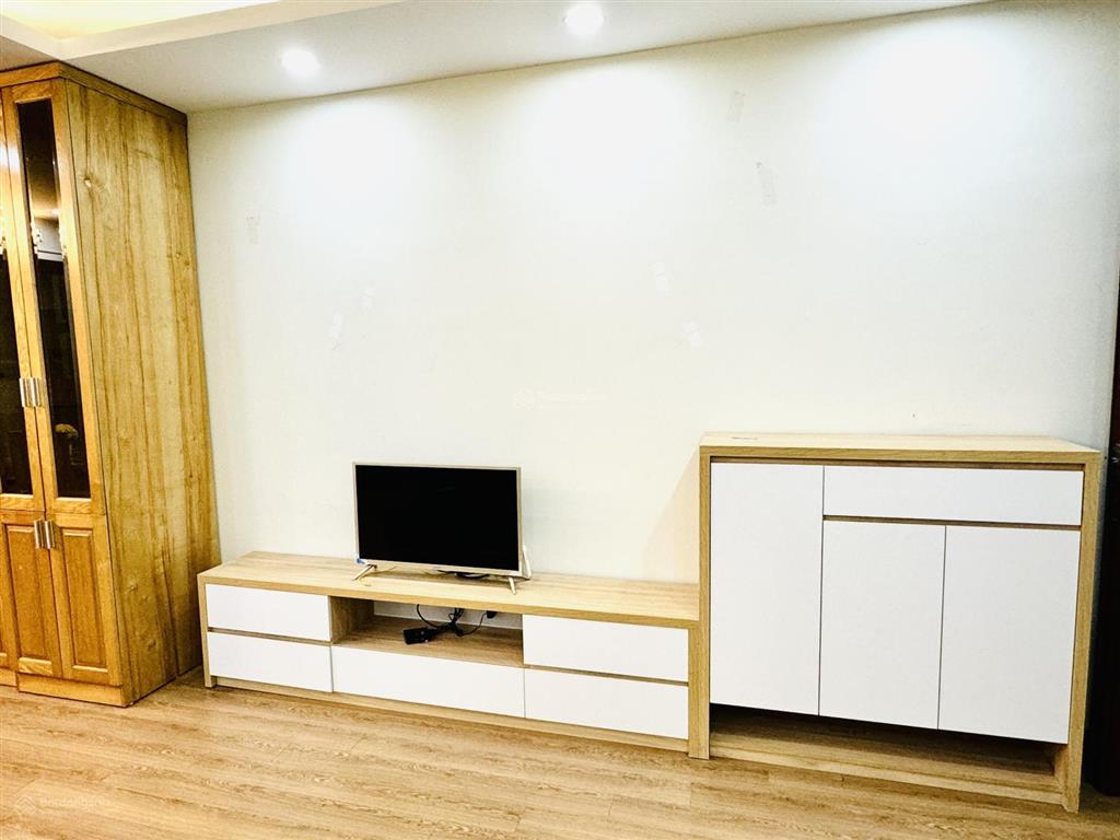 Cho thuê chcc central field trung kính, 2n2vs, 70m2, full nội thất, giá chỉ 14tr.  0982 637 ***