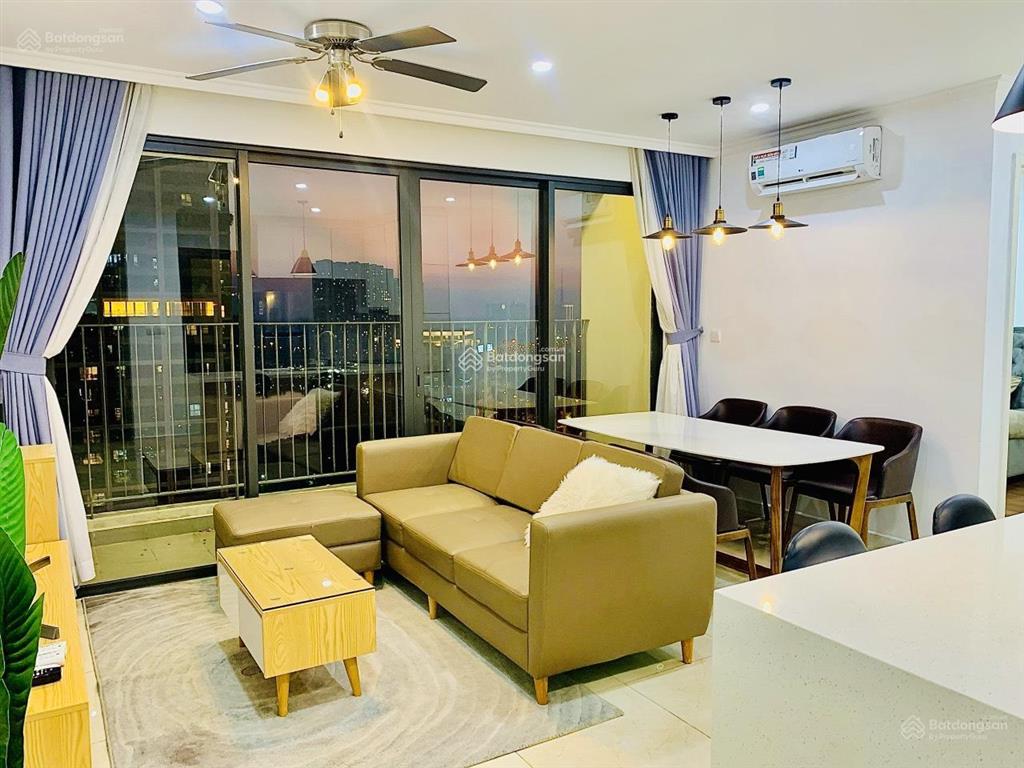 (chính chủ). bán gấp căn hộ 2pn  3pn chung cư vinhomes d'capitale, view hồ, giá tốt!!!
