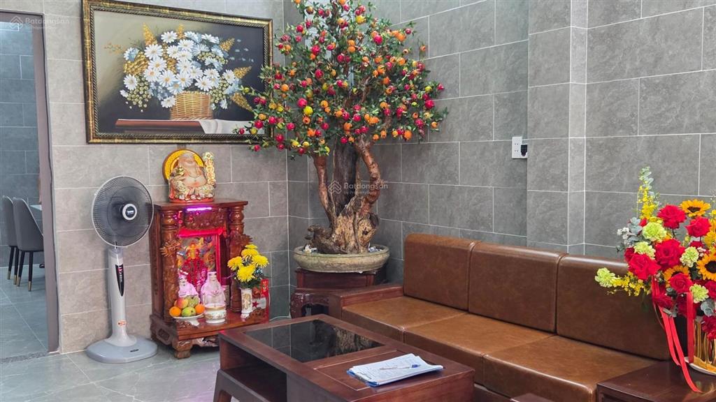 Nhà 4 tầng hẻm 4m lý thường kiệt trung tâm tân bình chỉ 8.5 tỷ