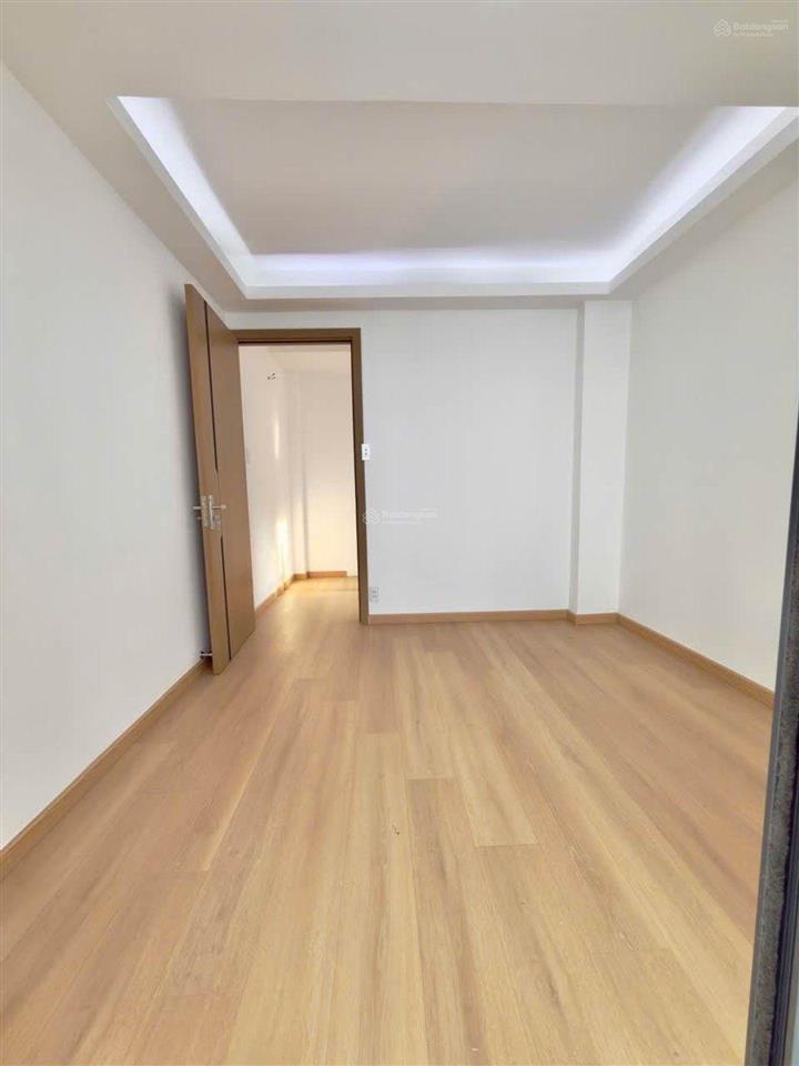 Hẻm xe hơ.i 4 tầng dt 32m2.nhà víp nhất q3 cư xá đô thành giáp q 10 .q1 bán 6.8tỷ