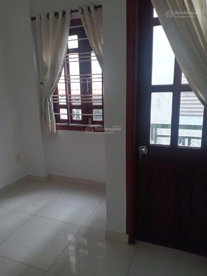 Nhà cao thắng 4 tầng ngay trung tâm q3 f vườn lài. cho thuê 12tr 26m2 .giá 5.9tỷ tl