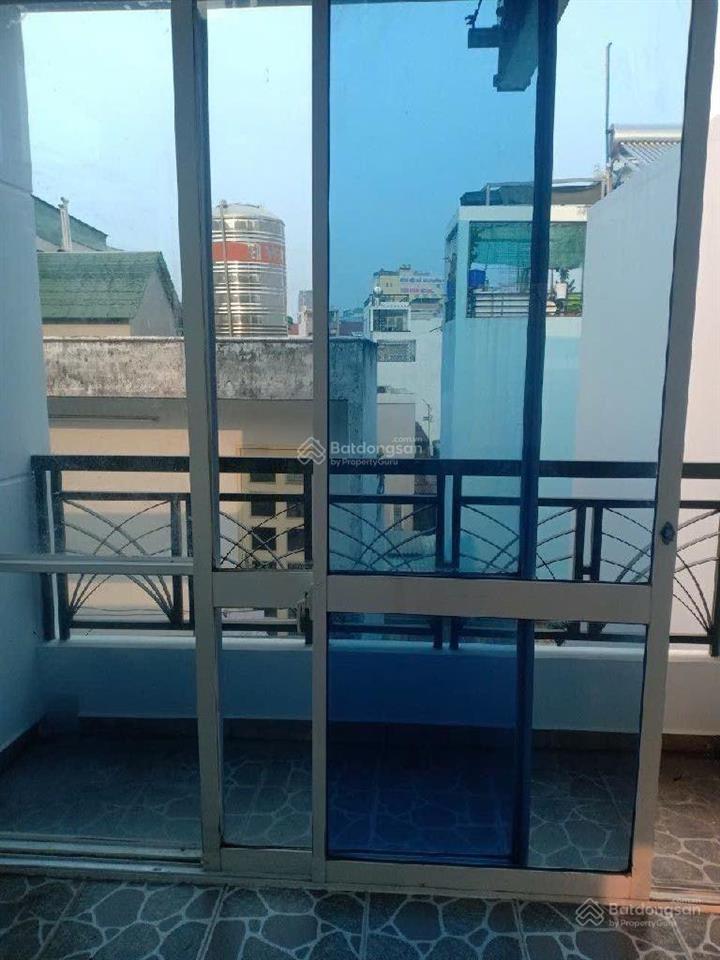 Nhà cao thắng 4 tầng ngay trung tâm q3 f vườn lài. cho thuê 12tr 26m2 .giá 5.9tỷ tl