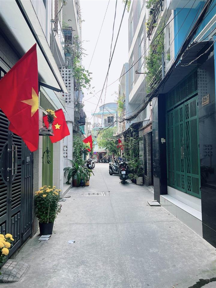 Bán nhà q3 nhà mới hẻm thông 4m vai bước ra lý thái tổ f bàn cớ dt 24m2 .bán 9.6tỷ tl