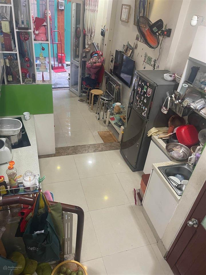Khu vực khu vực hiếm nhà bán ngô gia tự q10 f vườn lài dt 25m2 ngang 3m dài 8m bán 5.5tỷ còn tl