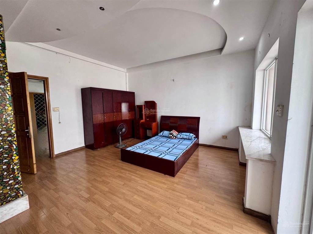 Căn hộ mặt tiền đường vỏ văn tần trung tâm q3 f bàn cờ rộng rãi chỉ 3tỷ. 54m2