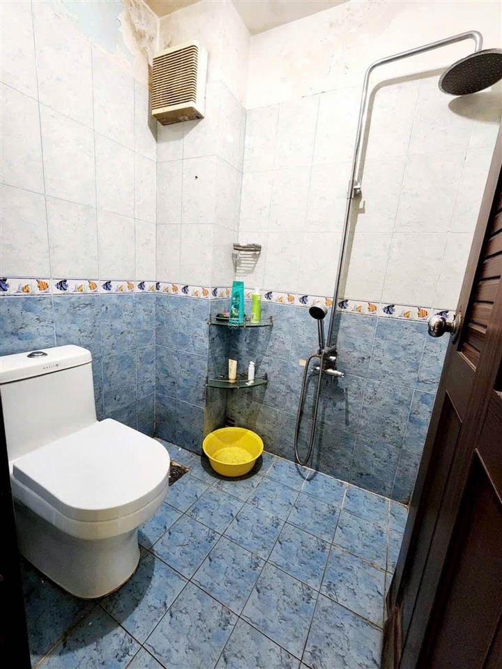 Thành thái f diên hồng dt 42.m2 hẻm rộng rãi xe hơi .dt 42 m2 bán 6.6tỷ còn tl ngang 4m dài 11m