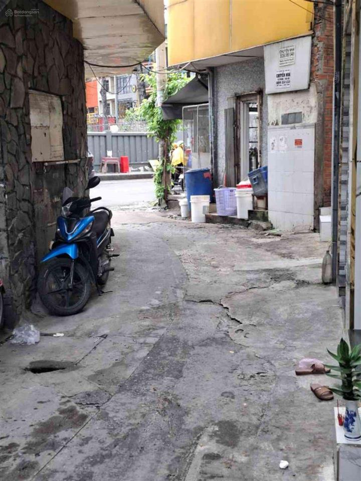Vài căn bước ra mặt tiền đường vĩnh viễn f vườn lài dt 35m2. 5.5m 12m .bán 4.18tỷ tl