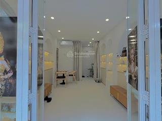 Căn nhà góc 2.mặt tiền đường vĩnh viễn f.vườn lài 25m2 . ngang 3.6m dài 7m mà chỉ có 7.65 tỷ tl