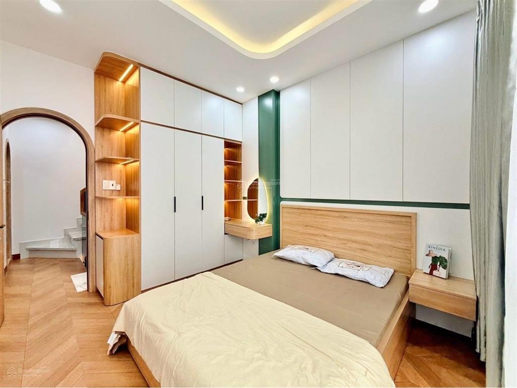 Dt sử dụng 95m² ngay phường bàn cờ võ văn tần 4 tầng trung tâm q3 nội thất sang xịn. 4.95 tỷ tl