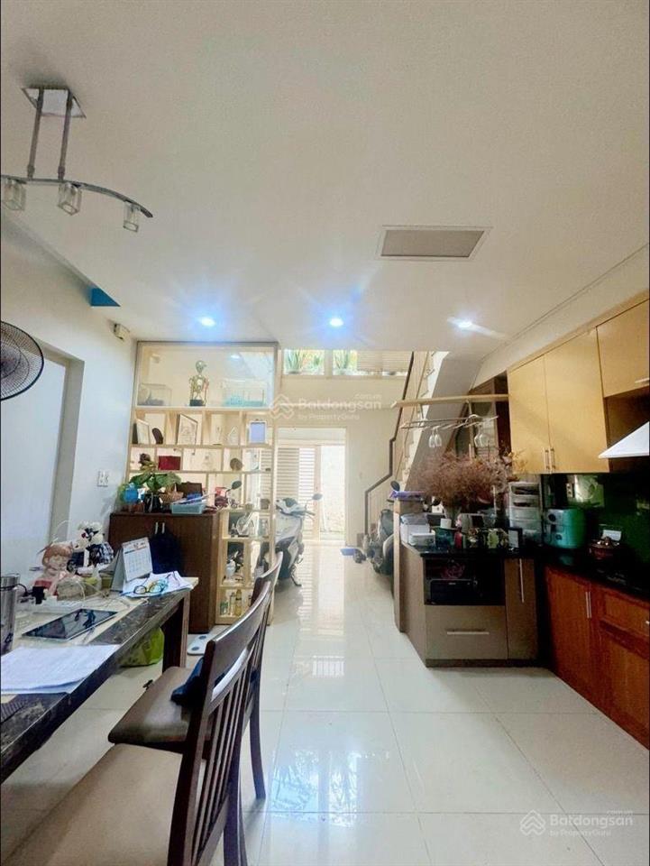 Để có cuộc sống công việc làm ổn định .anh .chị hãy xem căn nhà.nầy nha dt 52m2 4tầng gía 8tỷ tl