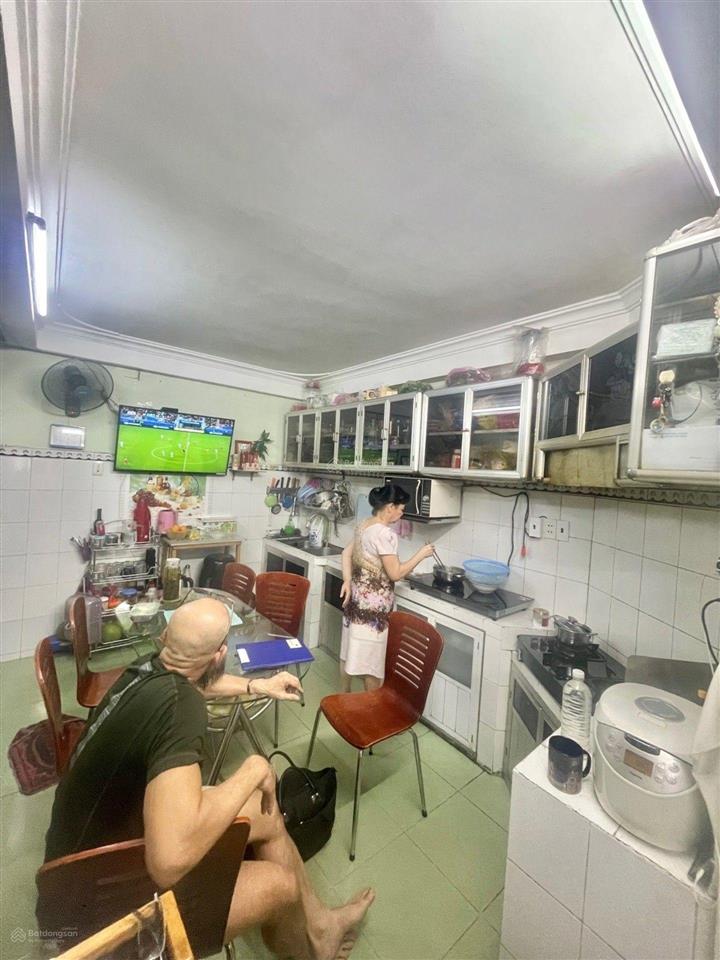 Chủ bán gấp nhanh, hiếm nhà bán cực đẹp, 5 tầng btct, khu trung tâm q3, dt 38m2. giá 7.2 tỷ tl