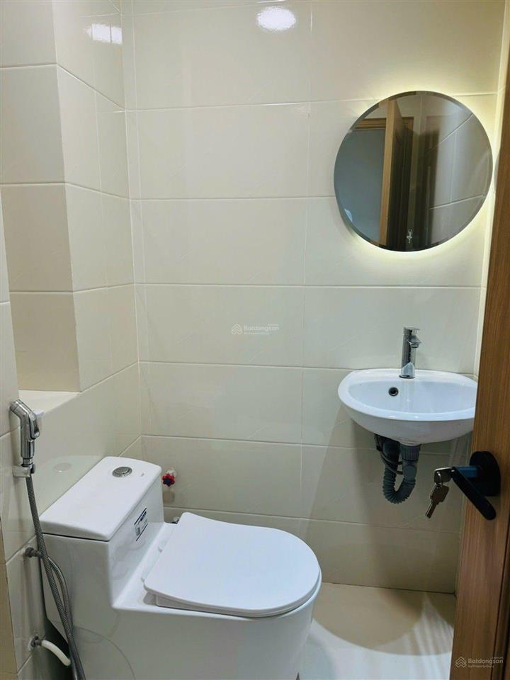 Khu vực hiếm nhà bán, đang hoàn thiện, căn ngay góc 2 mặt đường, 55m2. bán giá 9.3 tỷ tl