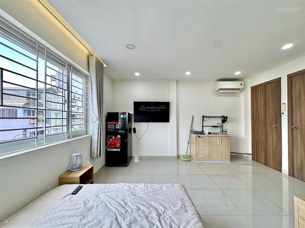 Căn nhà góc mặt tiền đường nguyễn thiện thuật ngay chợ. phố ẩm thực. chính chủ giá bán 10 tỷ tl