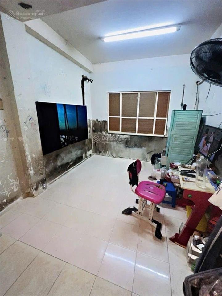 Nhà 5 tầng btct mặt tiền chợ bàn cờ hẻm 6m gía tốt cho ở hay đầu tư sinh lợi dt 30m2 có 9.5tỷ tl