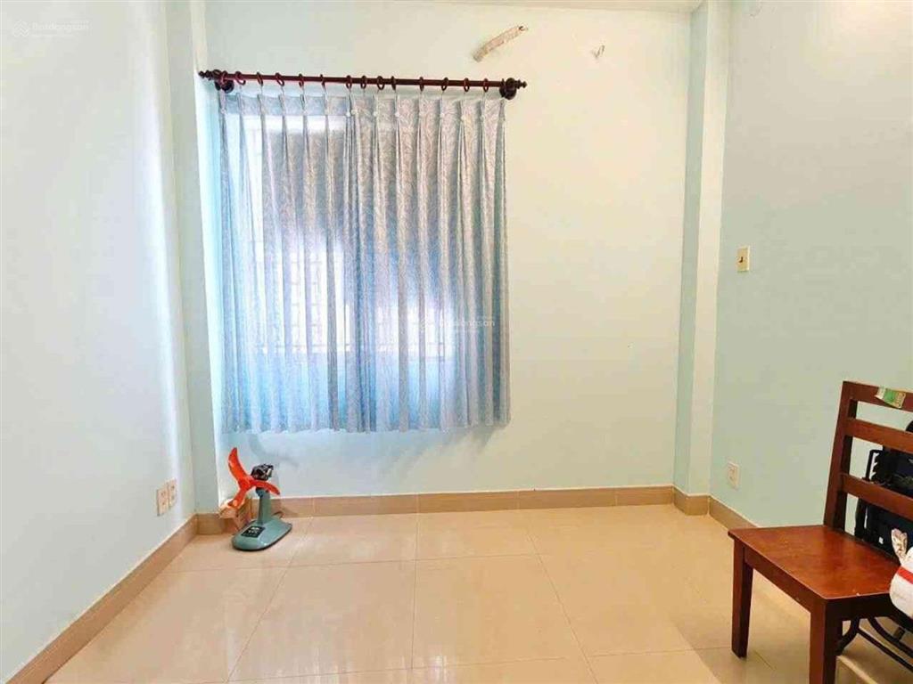 Tô hiến thành gần mặt tiền đừơng 5tầng.7phòng ngủ 4wcthích hợp cho gđ nhiều người 33m2. bán 8.5tỷ