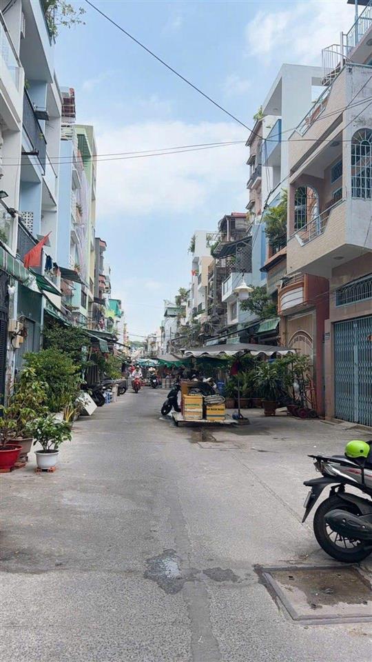 Nguyễn đình chiểu hẻm xe hơi đổ cửa. mặt tiền trước hẻm nhà rộng 12m dt 31m2 bán 7.2 tỷ tl