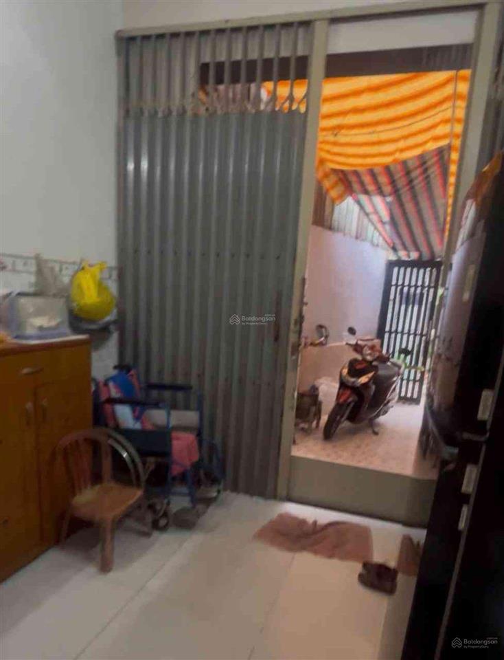 Nhà 2mặt hẻm trần hưng đao q5.hẻm trước 20m.2tầng 3phòng ngủ.2 mặt hẻm trước sau gía 6.8tỷ