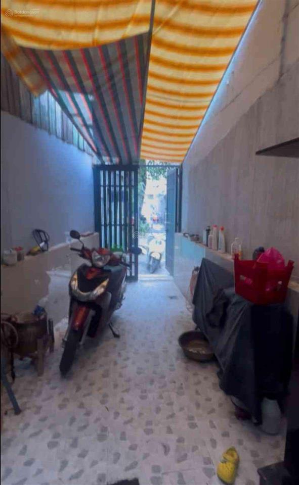 Nhà 2mặt hẻm trần hưng đao q5.hẻm trước 20m.2tầng 3phòng ngủ.2 mặt hẻm trước sau gía 6.8tỷ