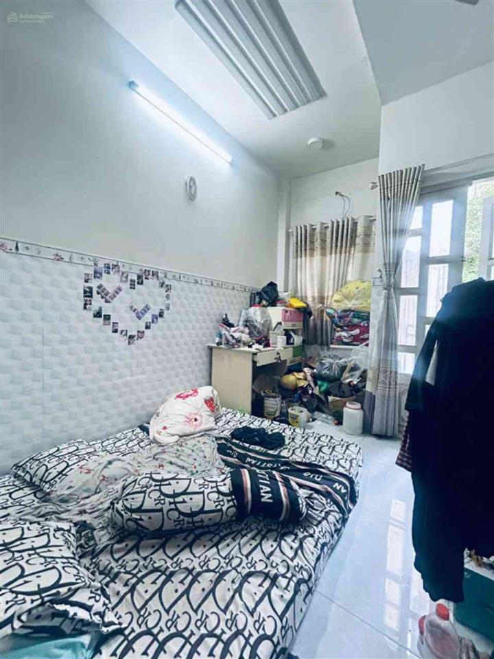 Nhà 2mặt hẻm trần hưng đao q5.hẻm trước 20m.2tầng 3phòng ngủ.2 mặt hẻm trước sau gía 6.8tỷ