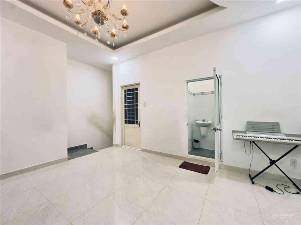 90 triệu mét vuông .bùi thị xuân trung tâm tân bình .dt khủng 86m2 góc 2mặt .nở hậu gía 7.8 tỷ tl