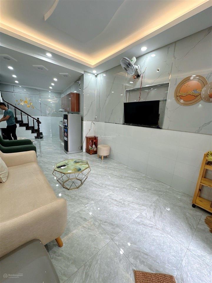 Ngộp ngân hàng định gía 10 tỷ.hxh.nguyễn thiện thuật q3 củ nay là f bàn cờ .dt 40m2 bán 7.1 tỷ tl