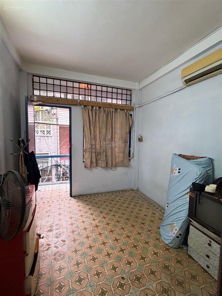 Siêu phẩm q3 ngay đường. chợ bàn cờ .phố ẩm thực đêm. xe hơi ngủ trong nhà .dt 32m2 giá 6.4 tỷ tl
