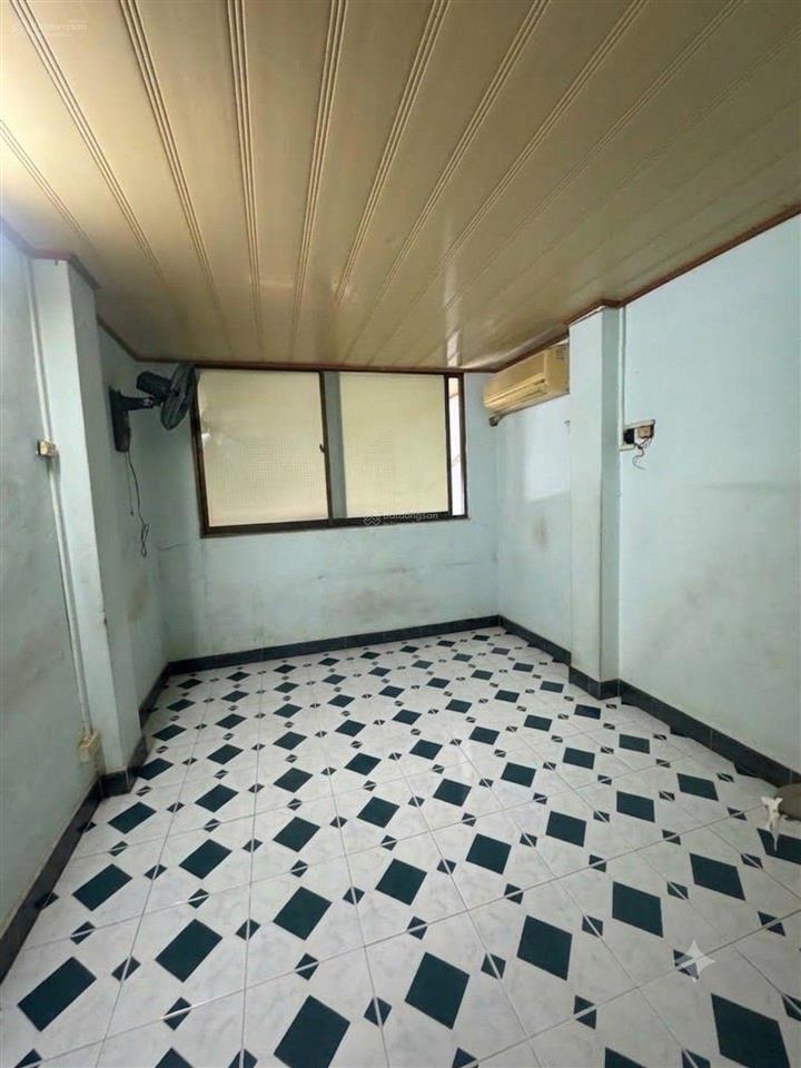 Nhà 4 tầng trung tâm q3 .nguyễn thiện thuật.giáp nguyễn thị minh khai.dt sử dụng 80m2 gia 4.8tỷ.tl