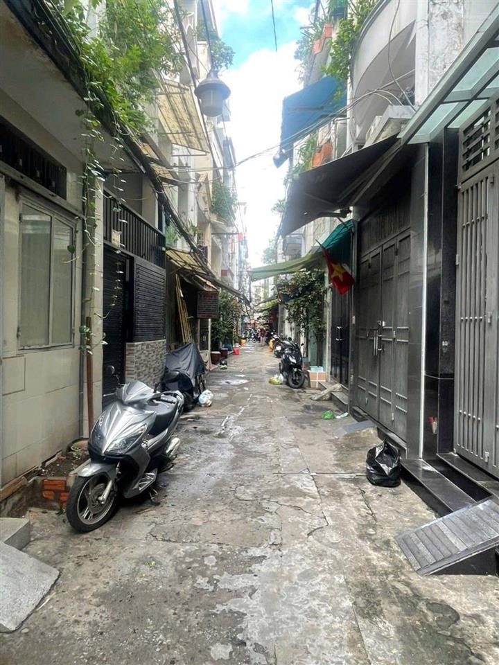 Nguyễn đình chiểu f bàn cờ .trung tâm. q3.hẻm thông 4m .dt 30m2 4tẩng.btct giá 7.6tỷ .tl