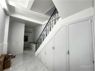 Đường hòahưng. sau nầy sát bên ga metro bến thành tham lương khu vip ga hòa hưng 30m2 .bán 4.55 tỷ