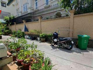 Hòa hưng quận 10 ..không vướng tod .sau nầy ngay ga metro bến thành tham lương số 2 dt 42m2 giá 6tỷ
