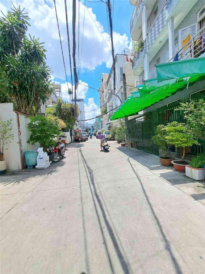 Hòa hưng quận 10 ..không vướng tod .sau nầy ngay ga metro bến thành tham lương số 2 dt 42m2 giá 6tỷ