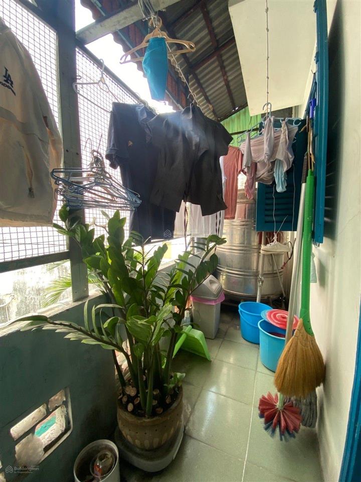 Ngay mặt tiền đường trần phú f4 quận 5 củ .f chợ quán .khu vực kinh doanh .dt 35m2 giá