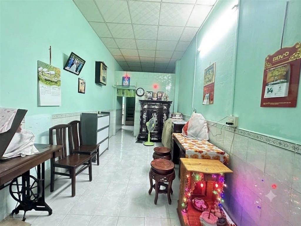  lê hồng phong 65m2 sát mặt tiền đường quận 5 chỉ 7 tỷ. 2 tầng 5m x 13m