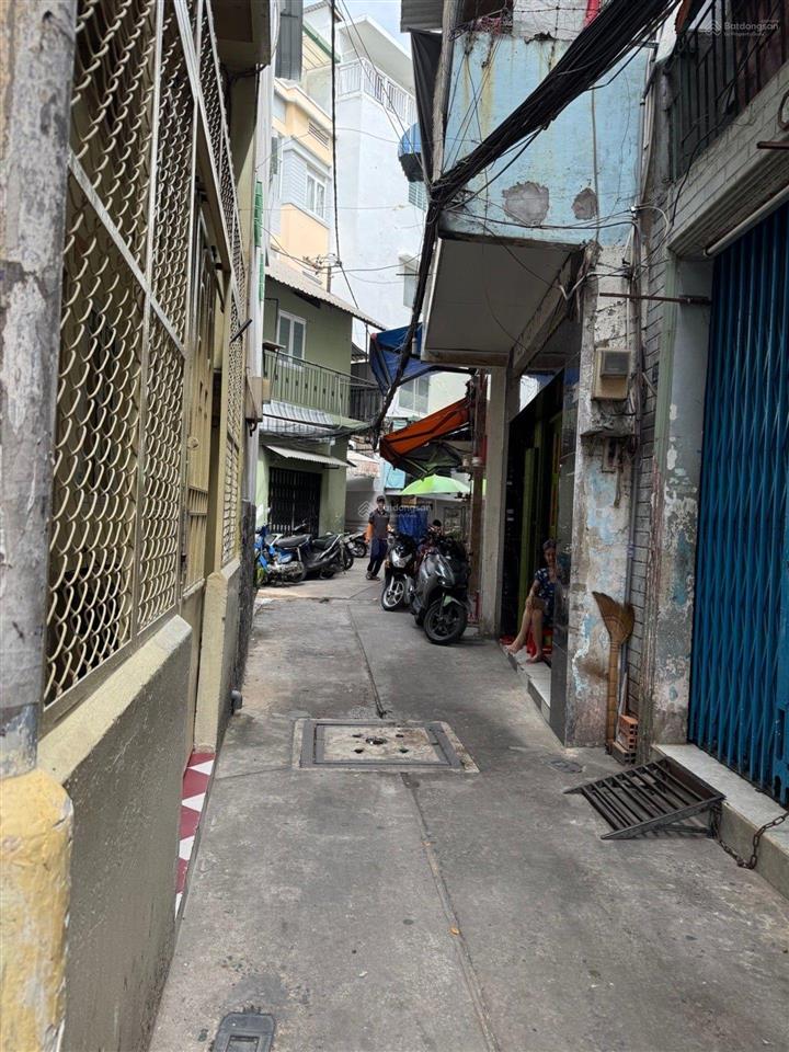Trần hưng đạo. gần siêu thị điện máy nguyễn kim. nhà đẹp 3 tầng cầu ông lãnh. dt 26m2. 5,05 tỷ