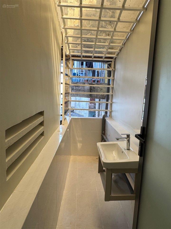 Trần hưng đạo. gần siêu thị điện máy nguyễn kim. nhà đẹp 3 tầng cầu ông lãnh. dt 26m2. 5,05 tỷ