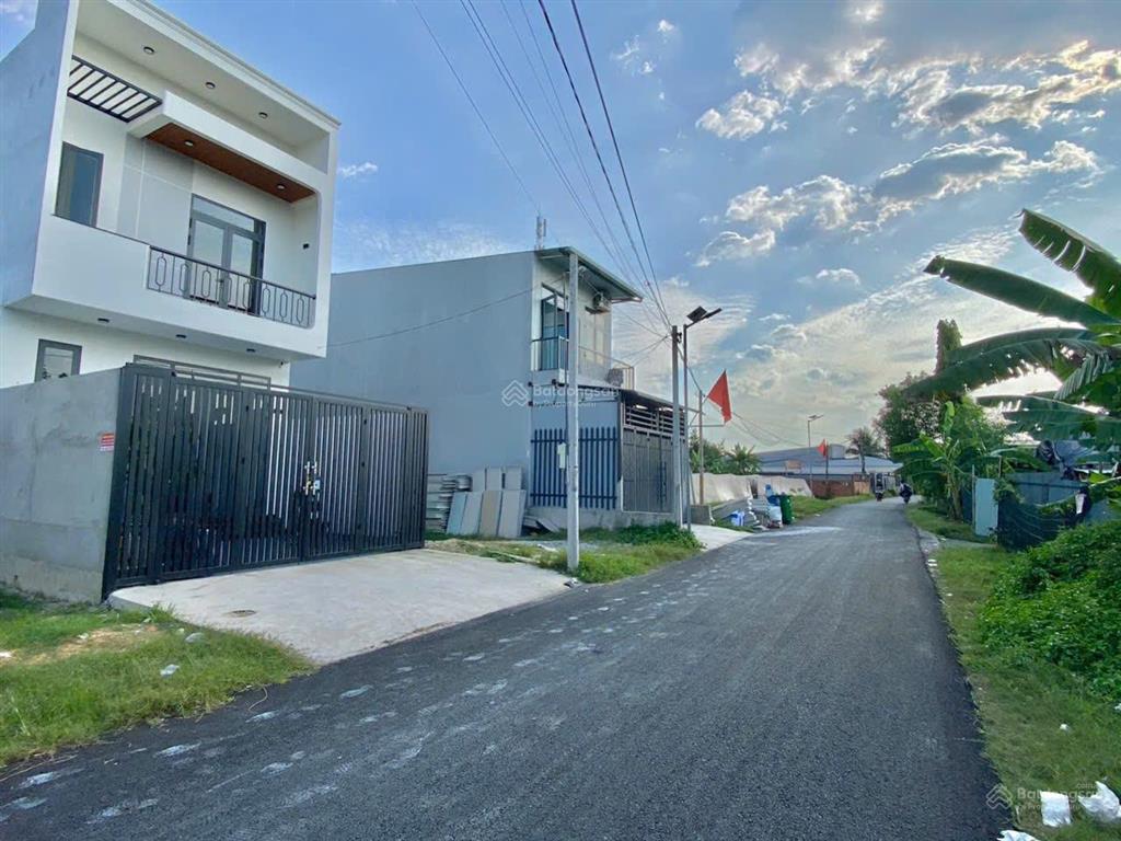 Chủ cần tiền bán gấp lô đất tân phú trung 136m2, giá 1 tỷ 2