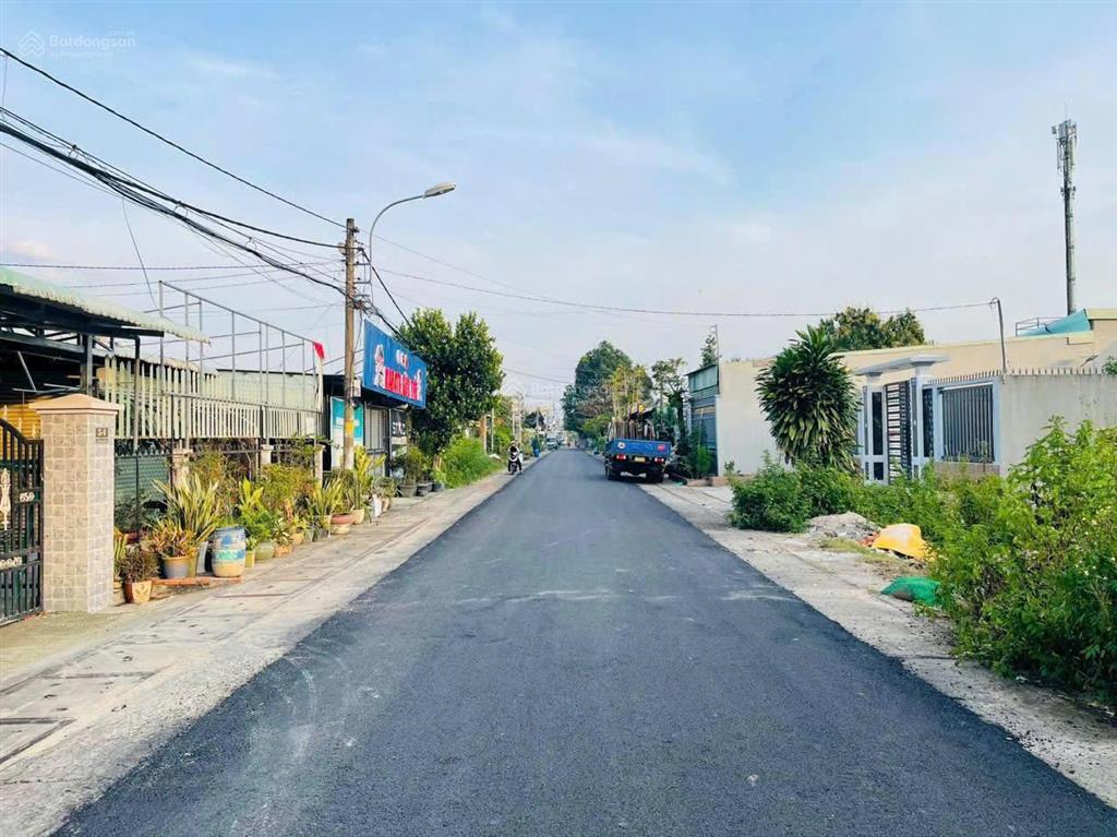 Bán đất mặt tiền đường nhựa  tân thông hội, củ chi  vị trí đẹp, đầy đủ tiện ích!