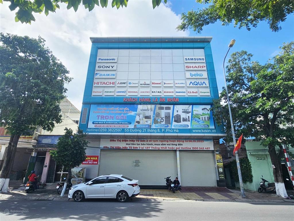 Bán trung tâm thương mại 2 mặt tiền 598,6m2, 4 tầng