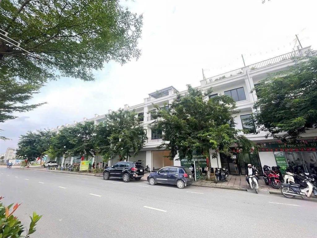 Mở bán 50 căn shophouse cạnh vinhomes liên hà  diện tích 100m2  3 tầng 1 tum